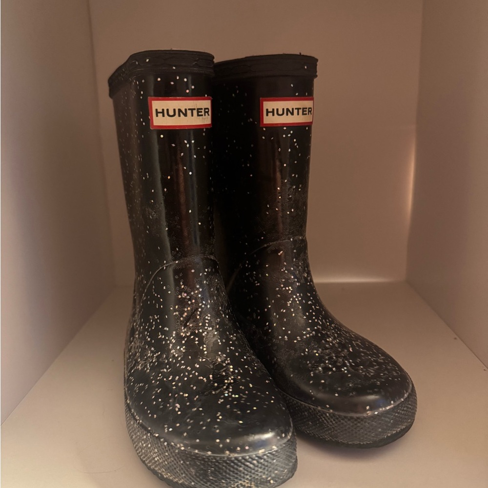 SPARKLING: The Hunter Kids First Classic Glitter Wellington Boots toddler size 9
